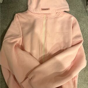 Comfyt Pink Hoodie Sweatshirt